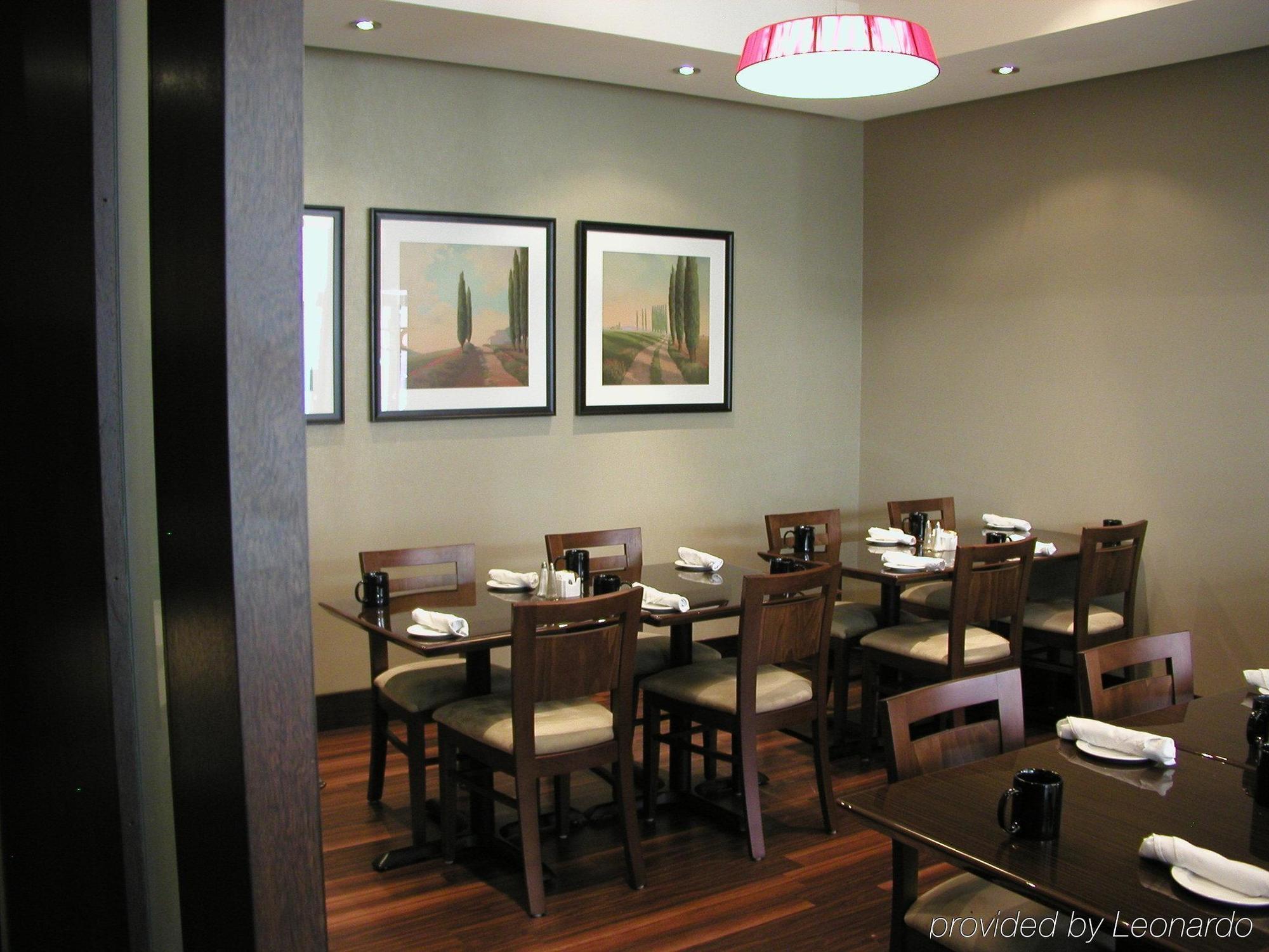 Conference Centre By Ihg Hotel 3*